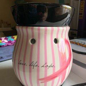 Scentsy Breast Cancer Awareness warmer